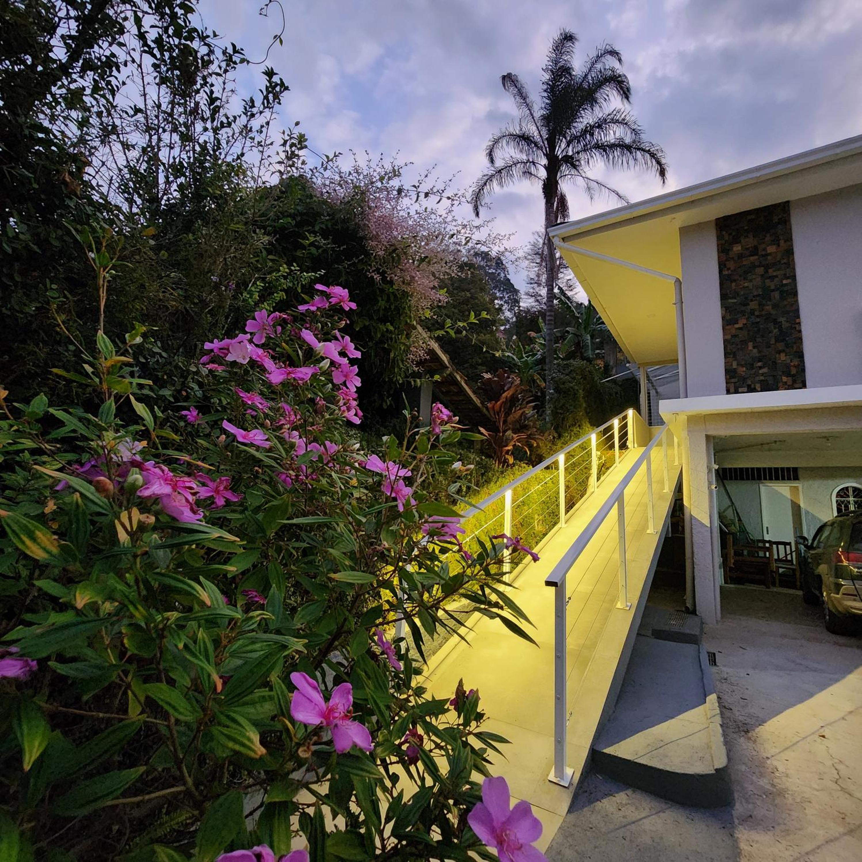 Solar Itaipava Studios