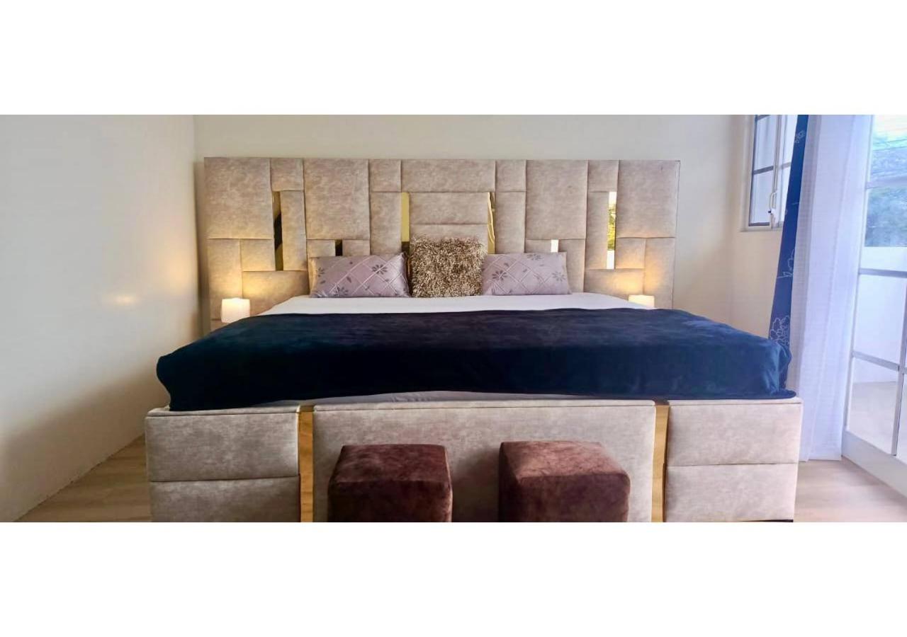 Luxury suite with ocean view and private balcony in San Cristóbal, King Bed, Kitchen, AC, WiFi, HotWater,1Bath - Arena - Galápagos Home view 5