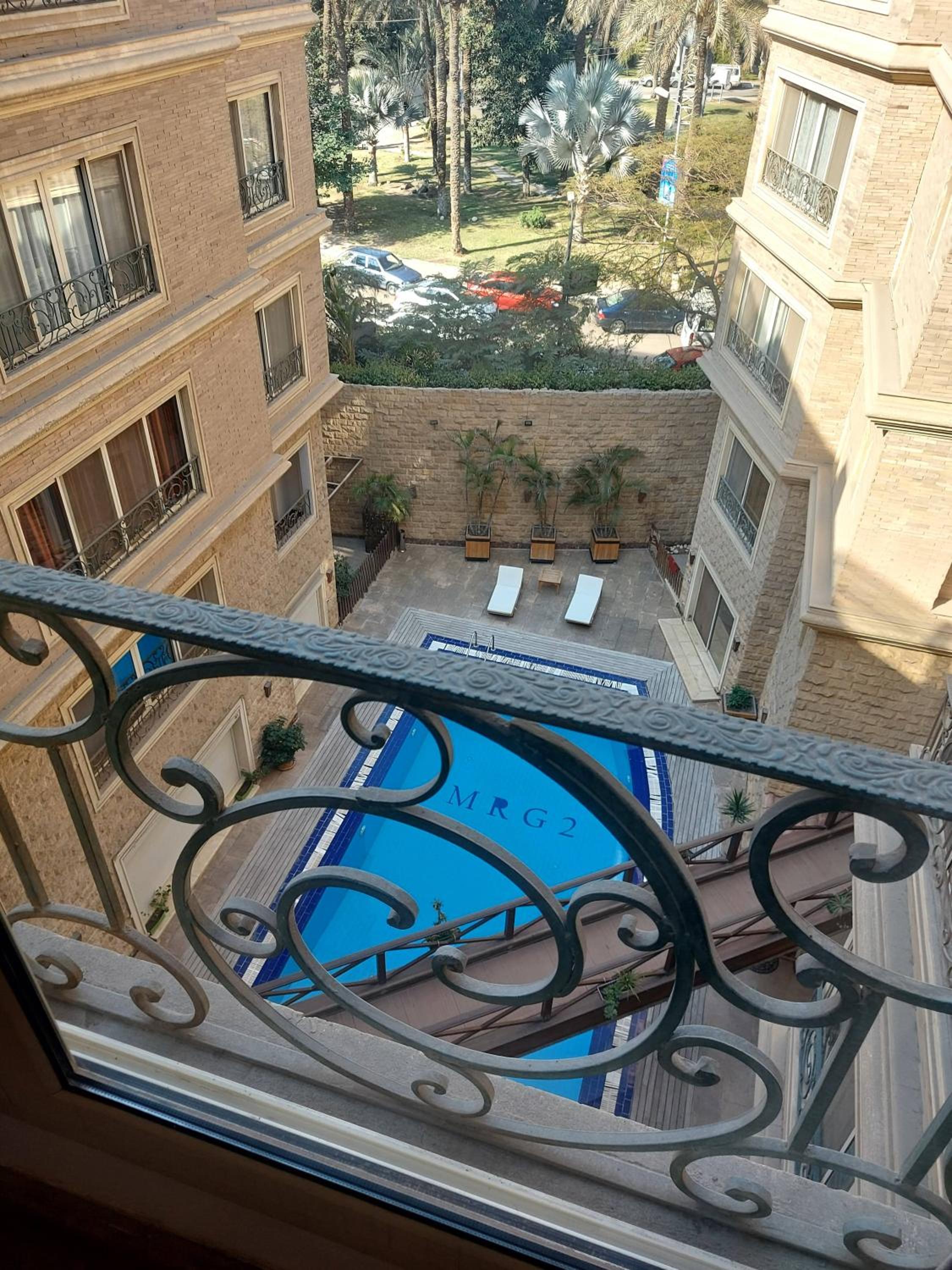 Penthouse in maadi royal garden