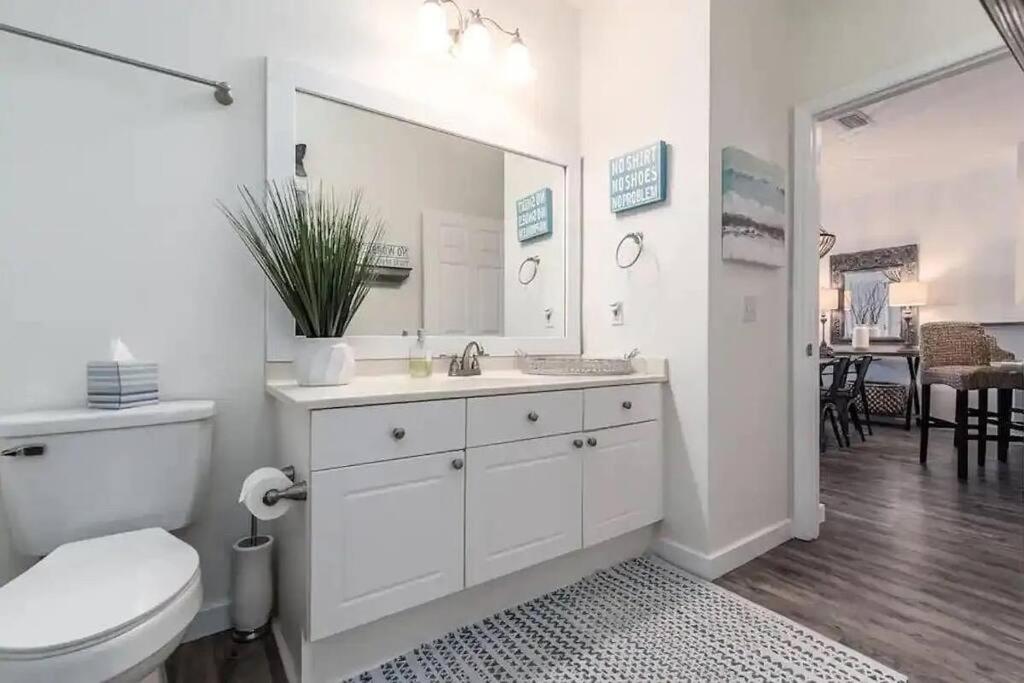 Miramar Beach - steps from private beach access!