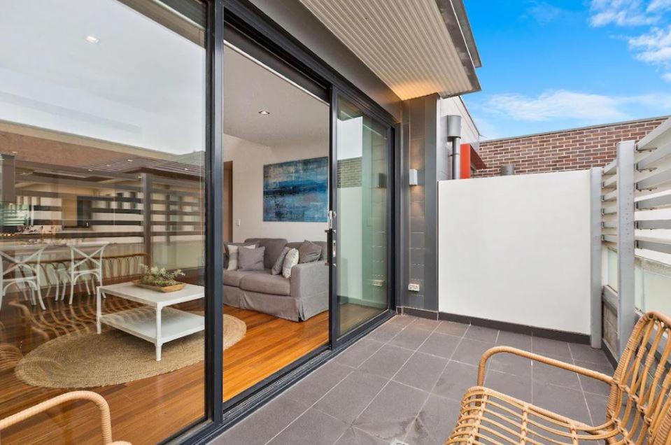 Hotel Lifestyle Home Living in Williamstown