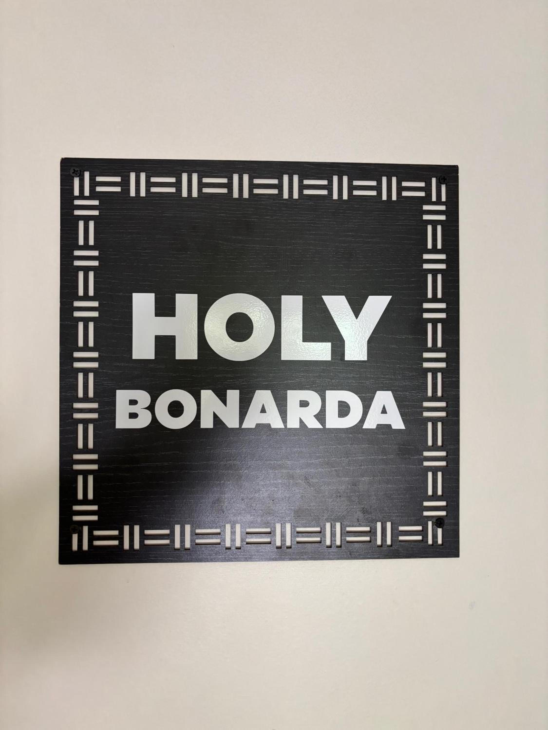 HOLY WINE te ofrece DIFERENTES alternativas DEPARTAMENTO COMPLETO o SUITES Puedes elegir cual se adecua a tu necesidad en su descripción, recorrido fotográ