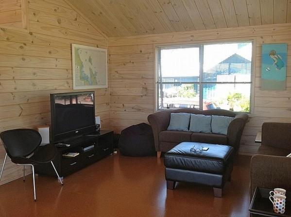 Kowhai Retreat - Matarangi Holiday Home view 4