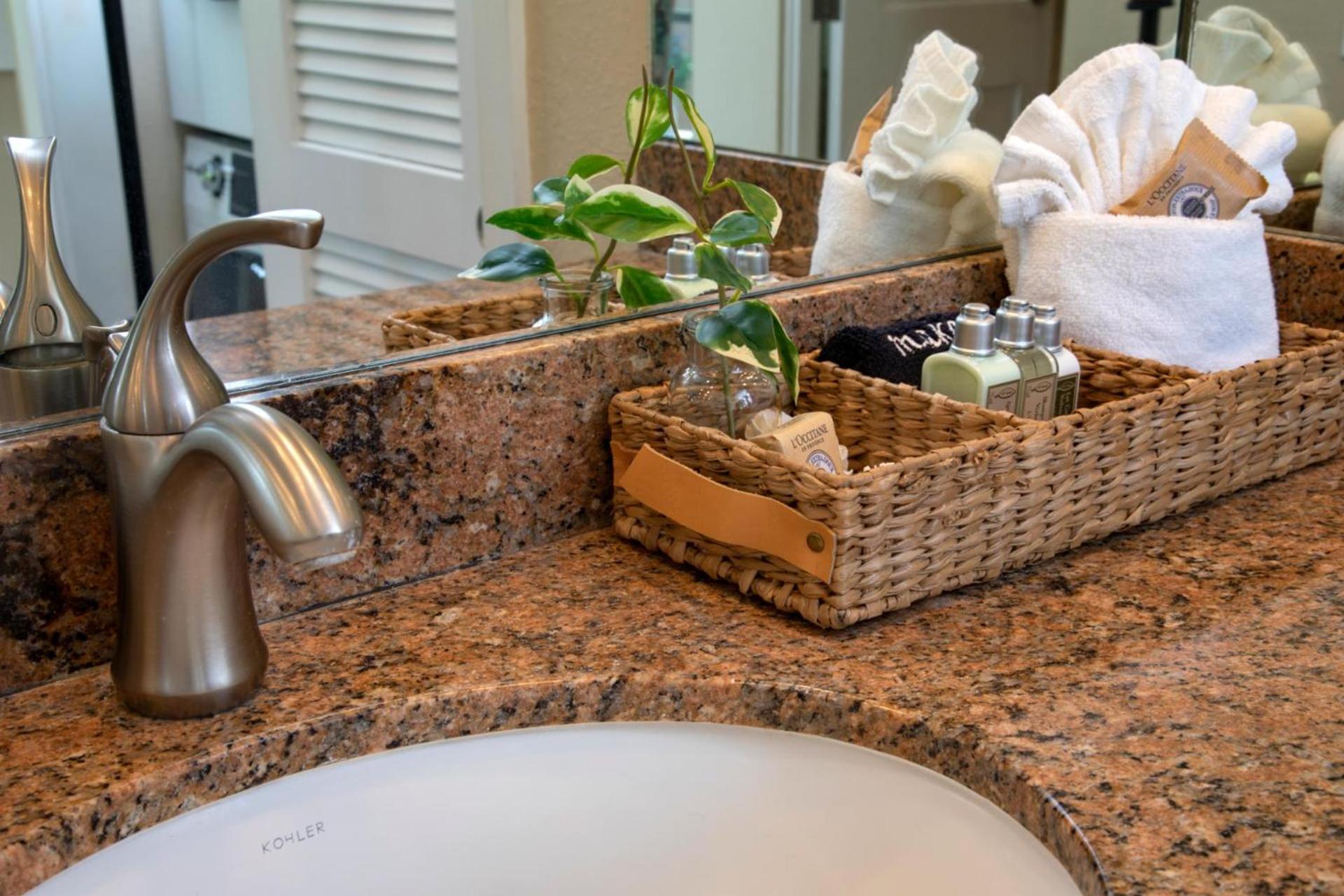 KBM Resorts: Kapalua Golf Villa KGV-20T8 Remodeled villa with ocean views Includes Rental Car view 5