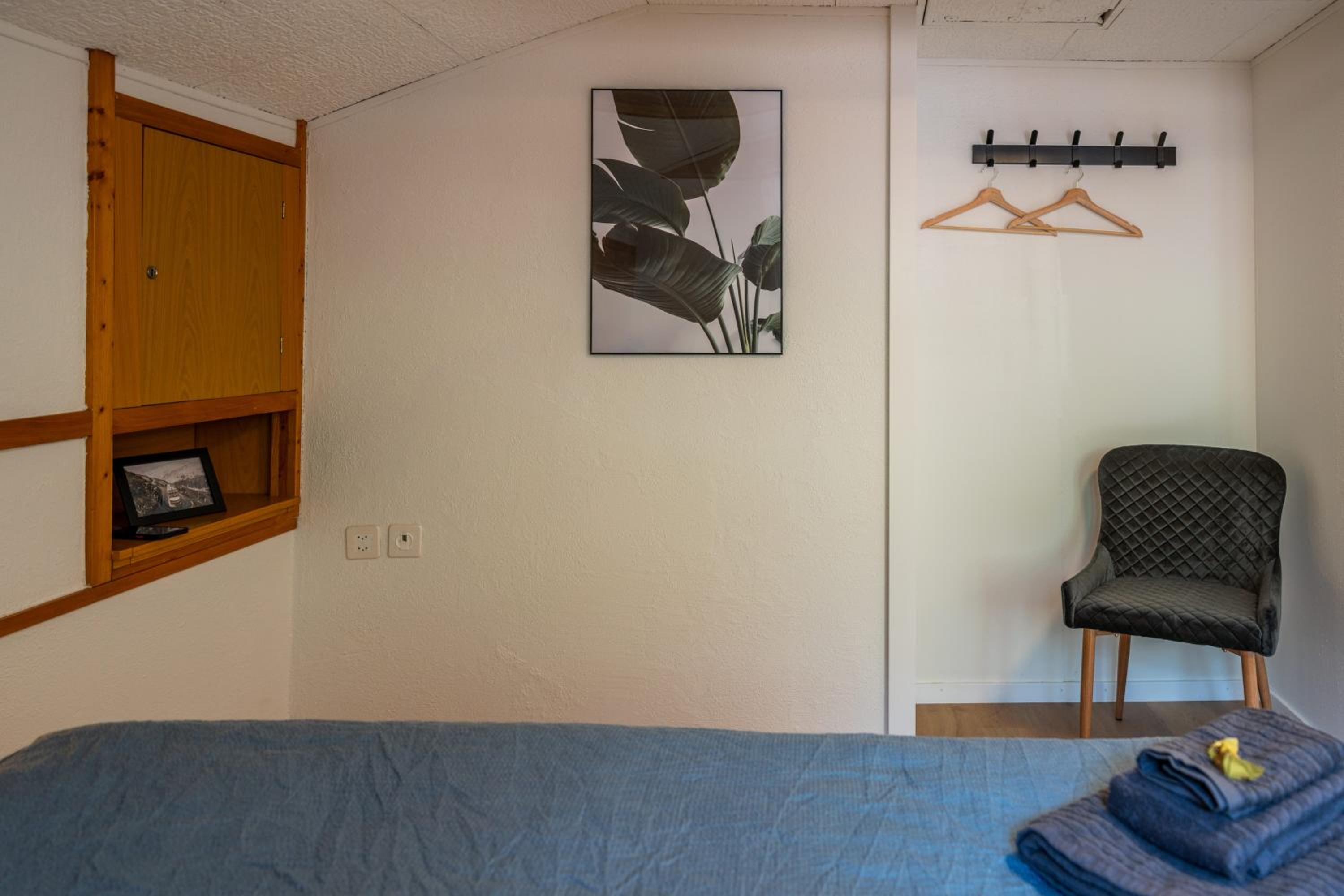 Large apt in town center next to Brunngasse & near lake