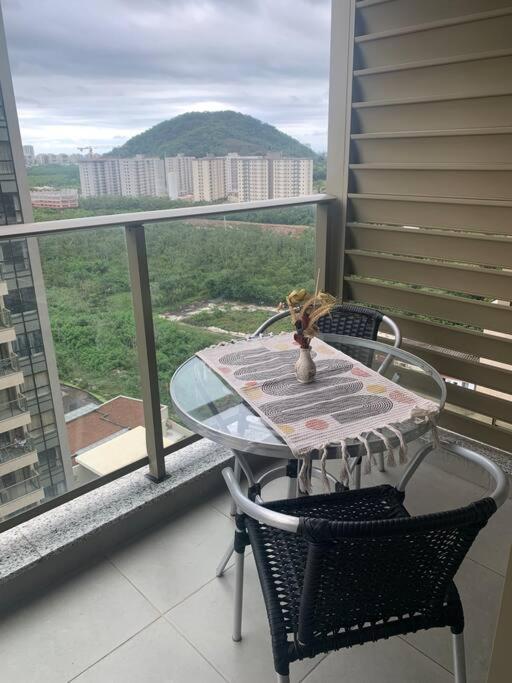 Flat charmoso com linda vista