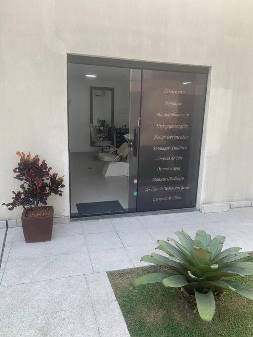 Flat charmoso com linda vista