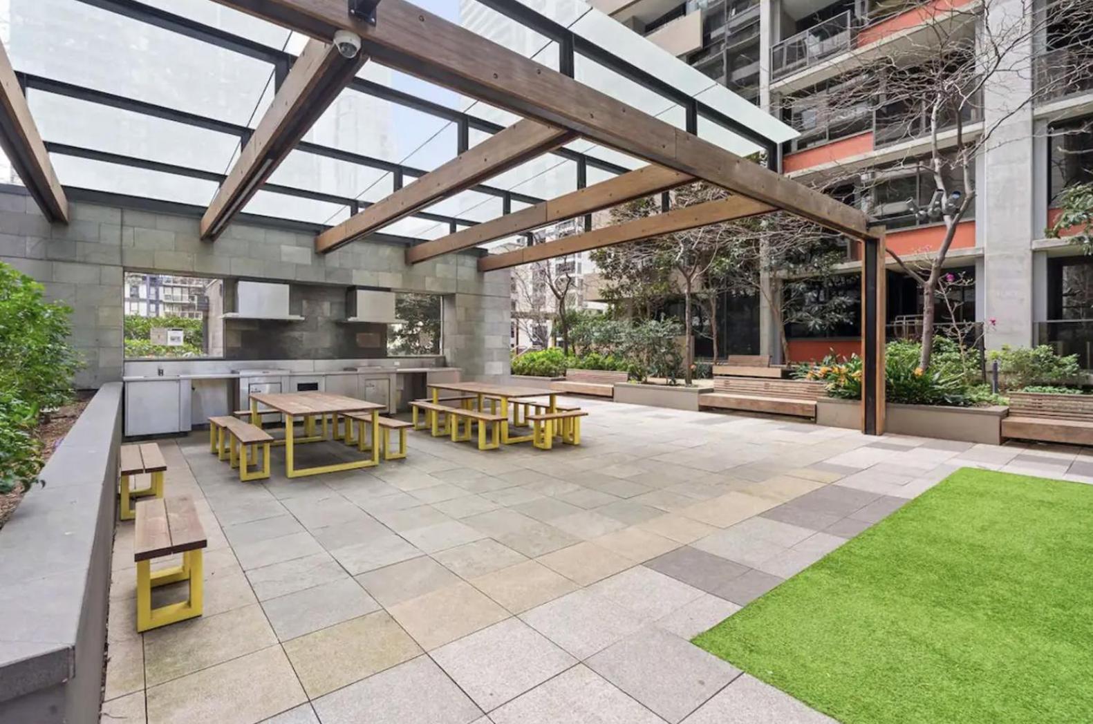 Readyset Apartments Melbourne