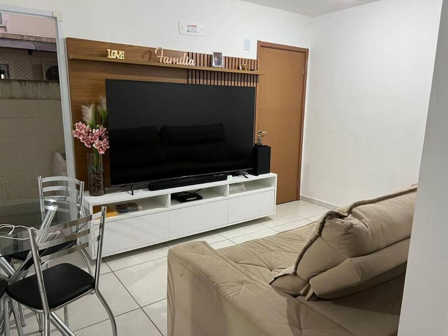 Apto mobiliado e aconchegante