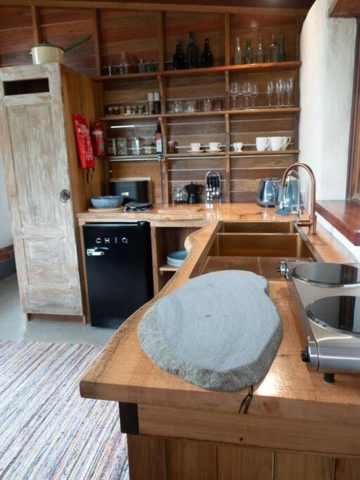 Cob Cabin - Sacred Earth Farm