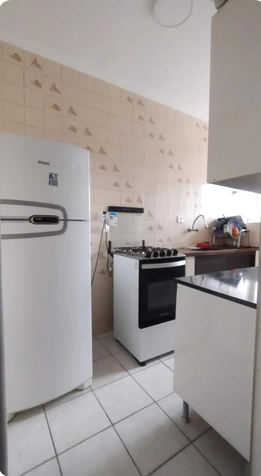 Apartamento na Guilhermina, beira - mar!