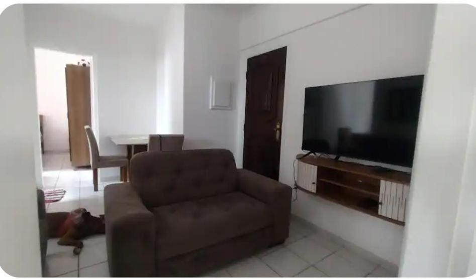 Apartamento na Guilhermina, beira - mar!