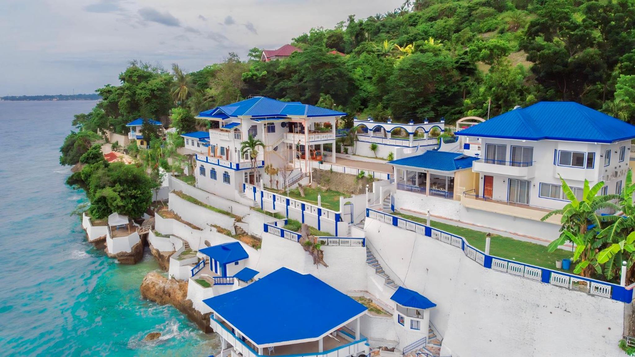 Rockwalled Adventure Resort by Hiverooms