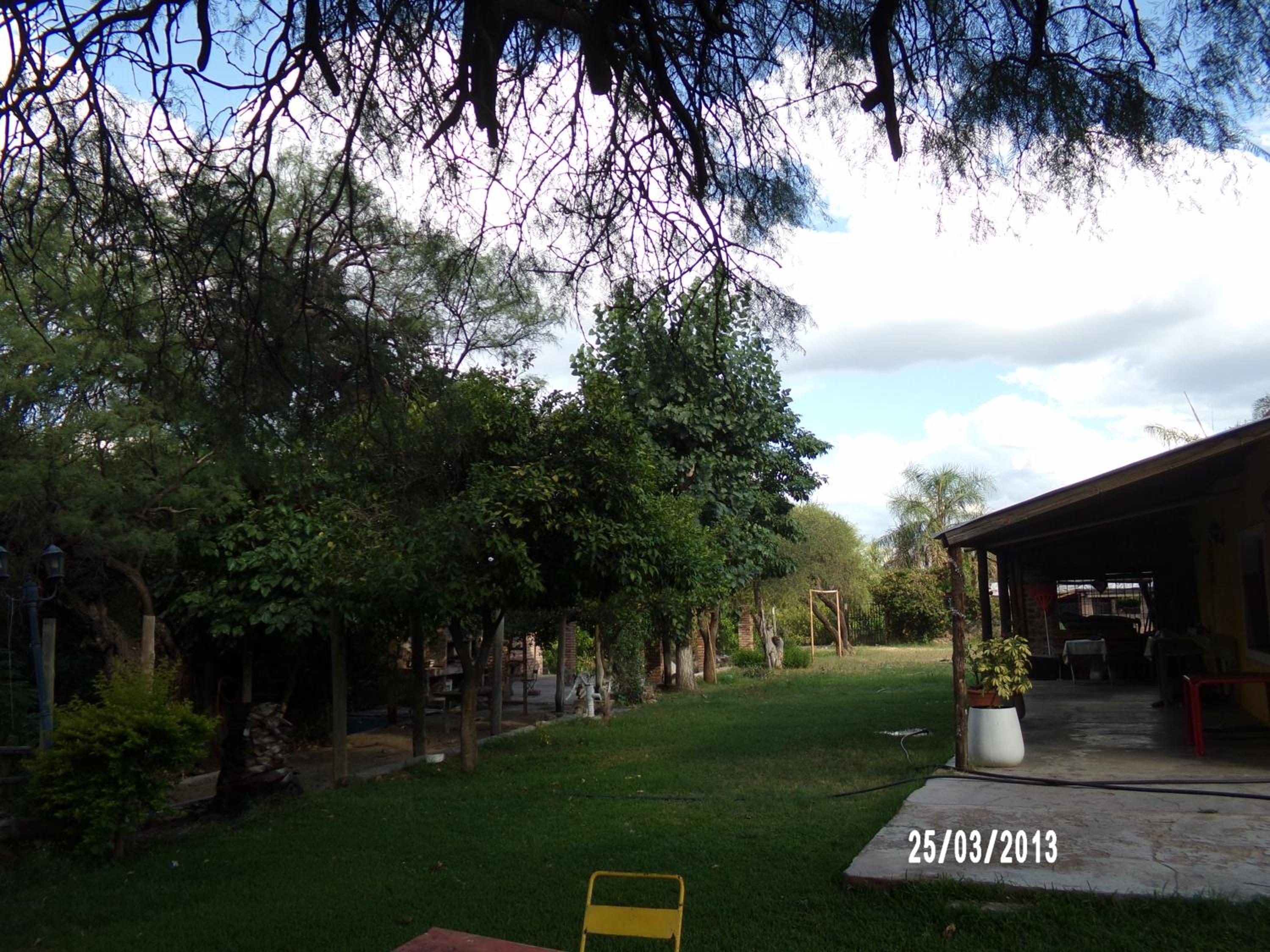 Casa de verano con pileta en la quebrada