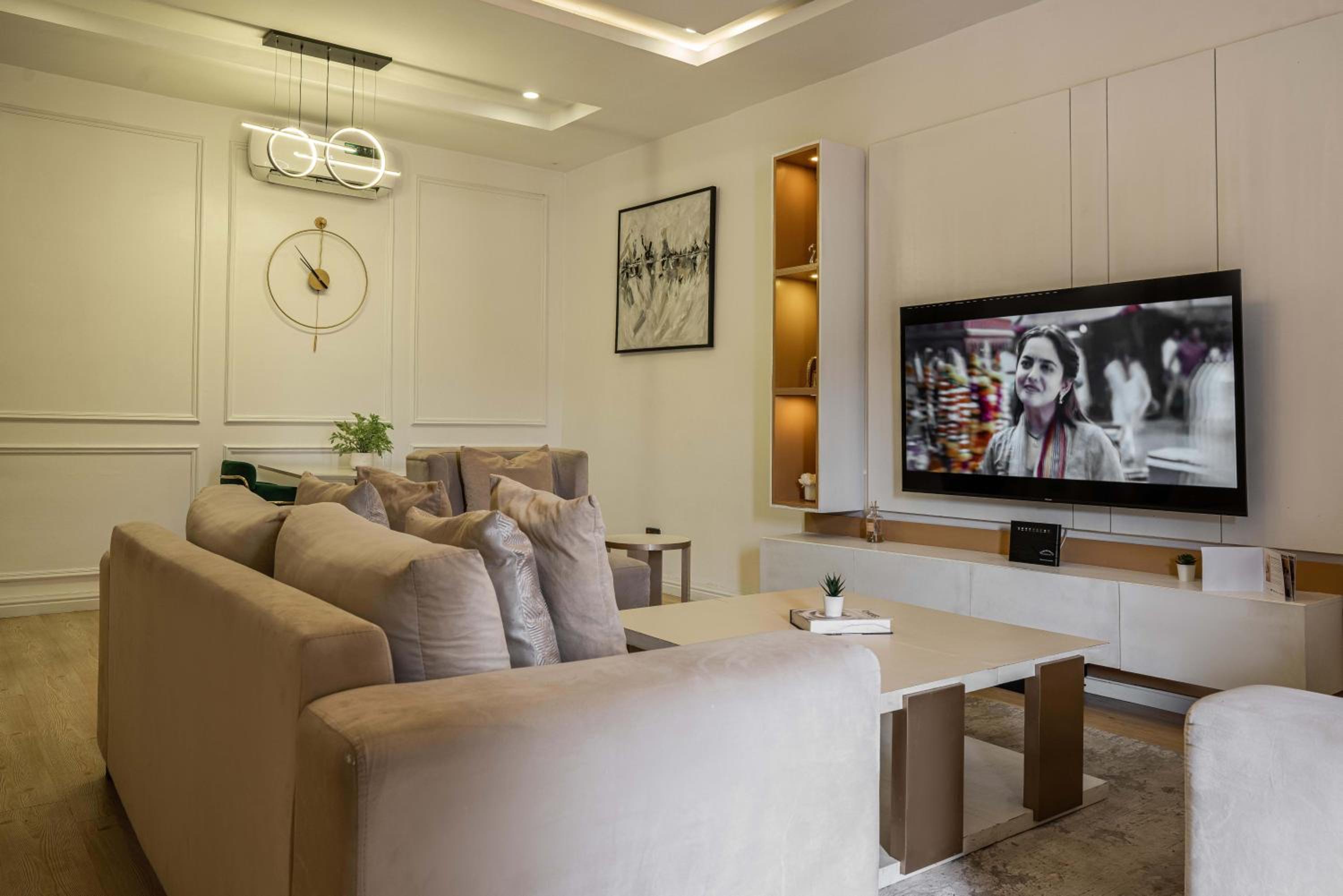 George Residence Nike Art Gallery Road, Lekki