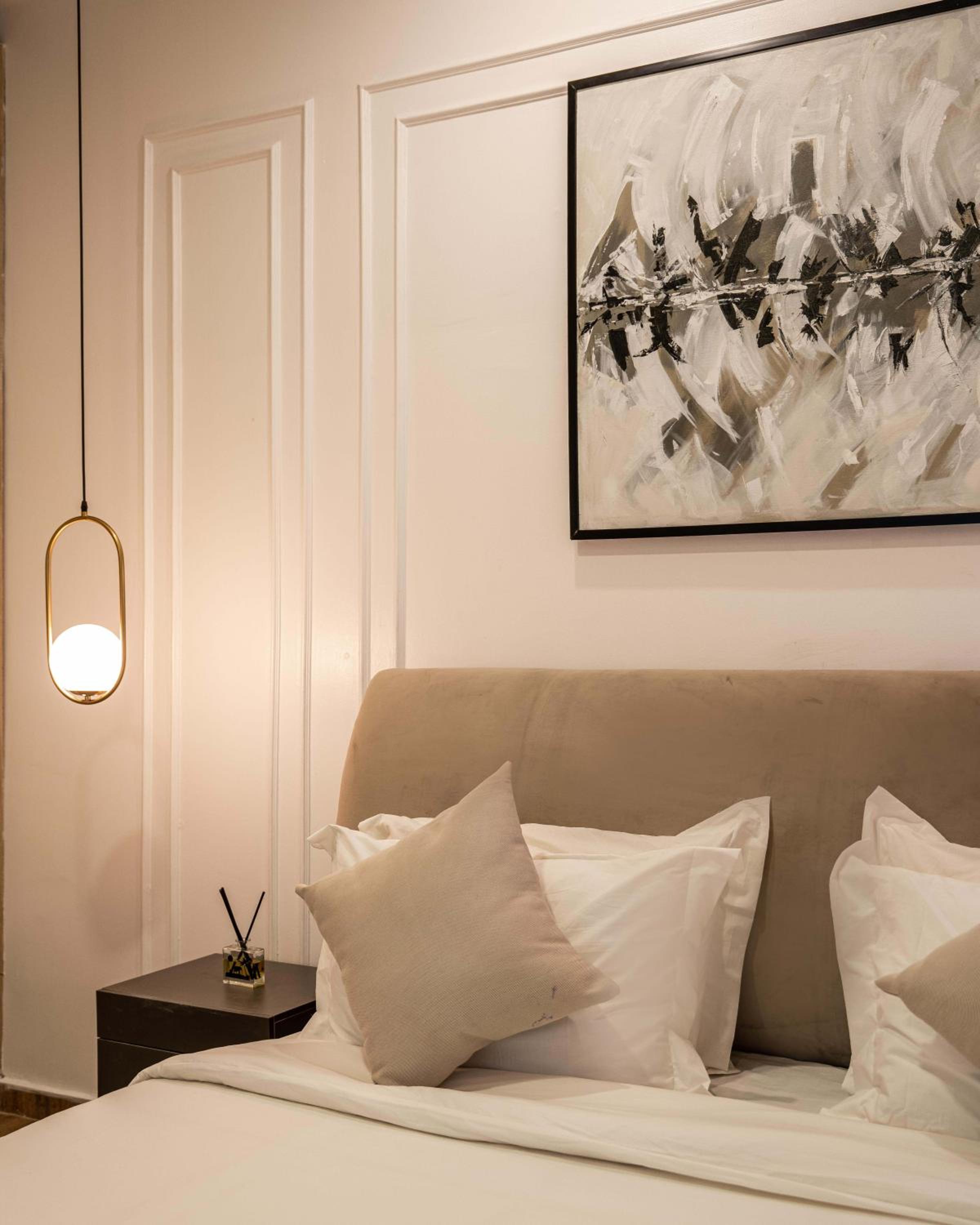 George Residence Nike Art Gallery Road, Lekki