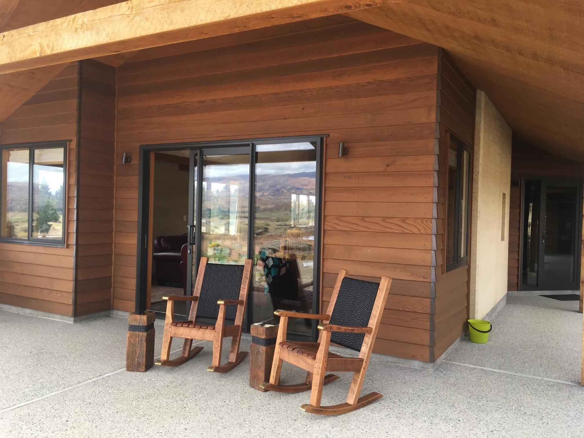 A Place in Thyme - Alexandra Holiday Home