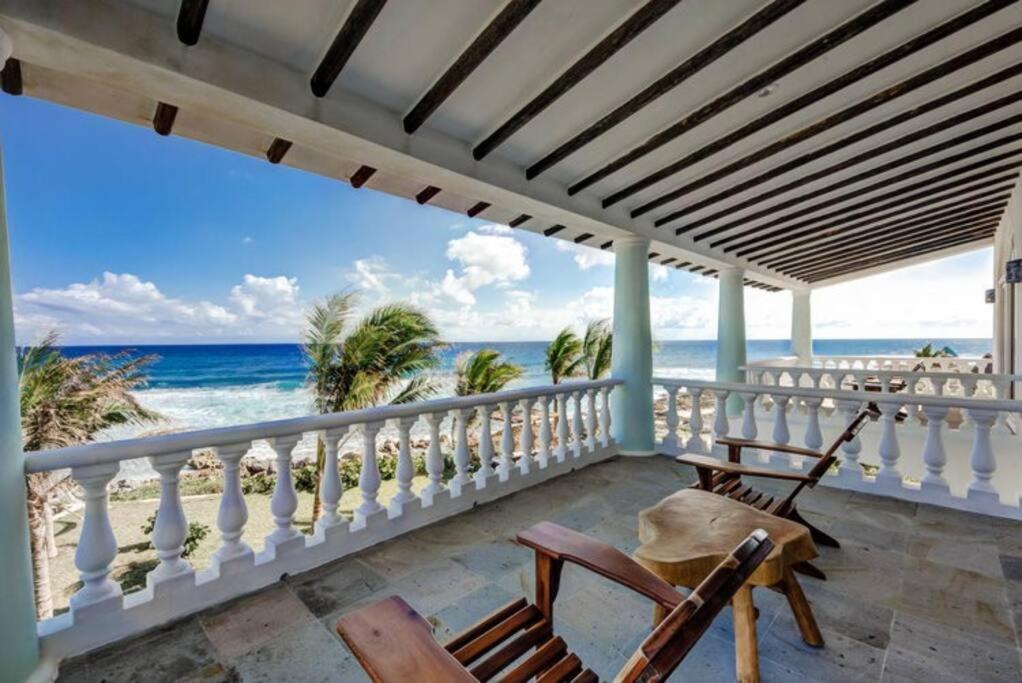 Beautiful Paradise - Beachfront