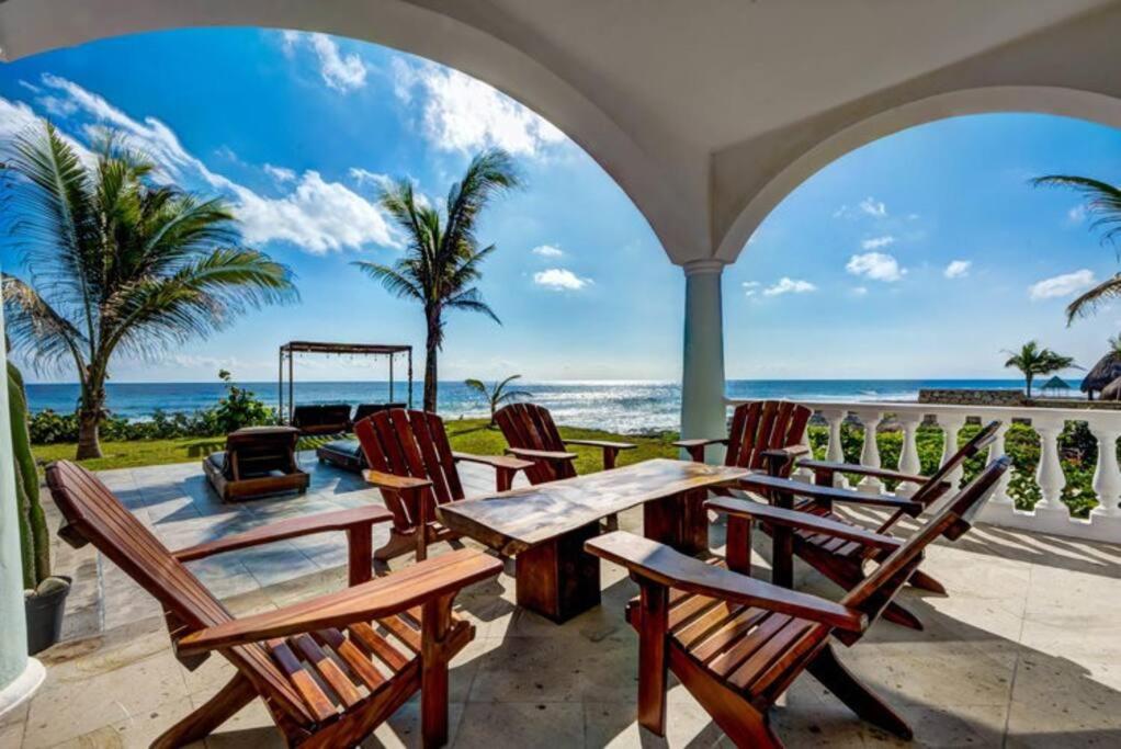 Beautiful Paradise - Beachfront