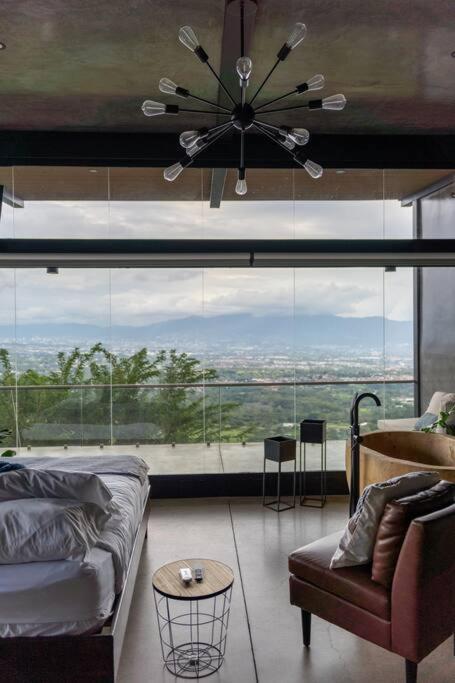 KALAI- Acogedor loft con vista panoramica SJO airp