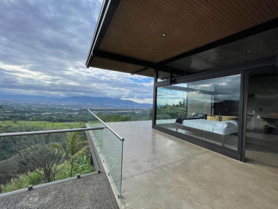 KALAI- Acogedor loft con vista panoramica SJO airp