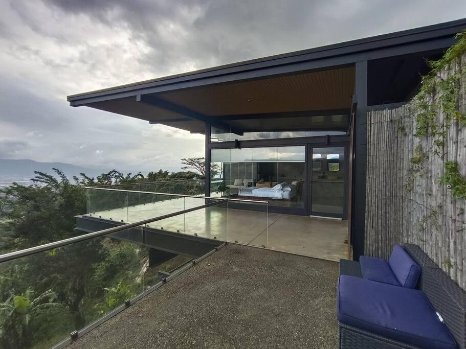 KALAI- Acogedor loft con vista panoramica SJO airp