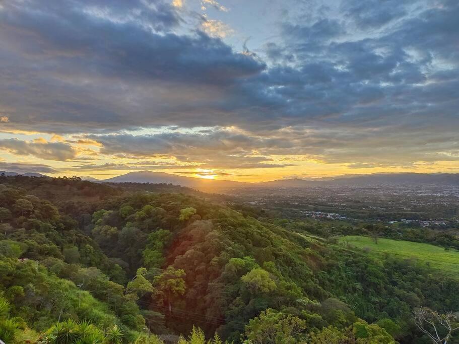 KALAI- Acogedor loft con vista panoramica SJO airp