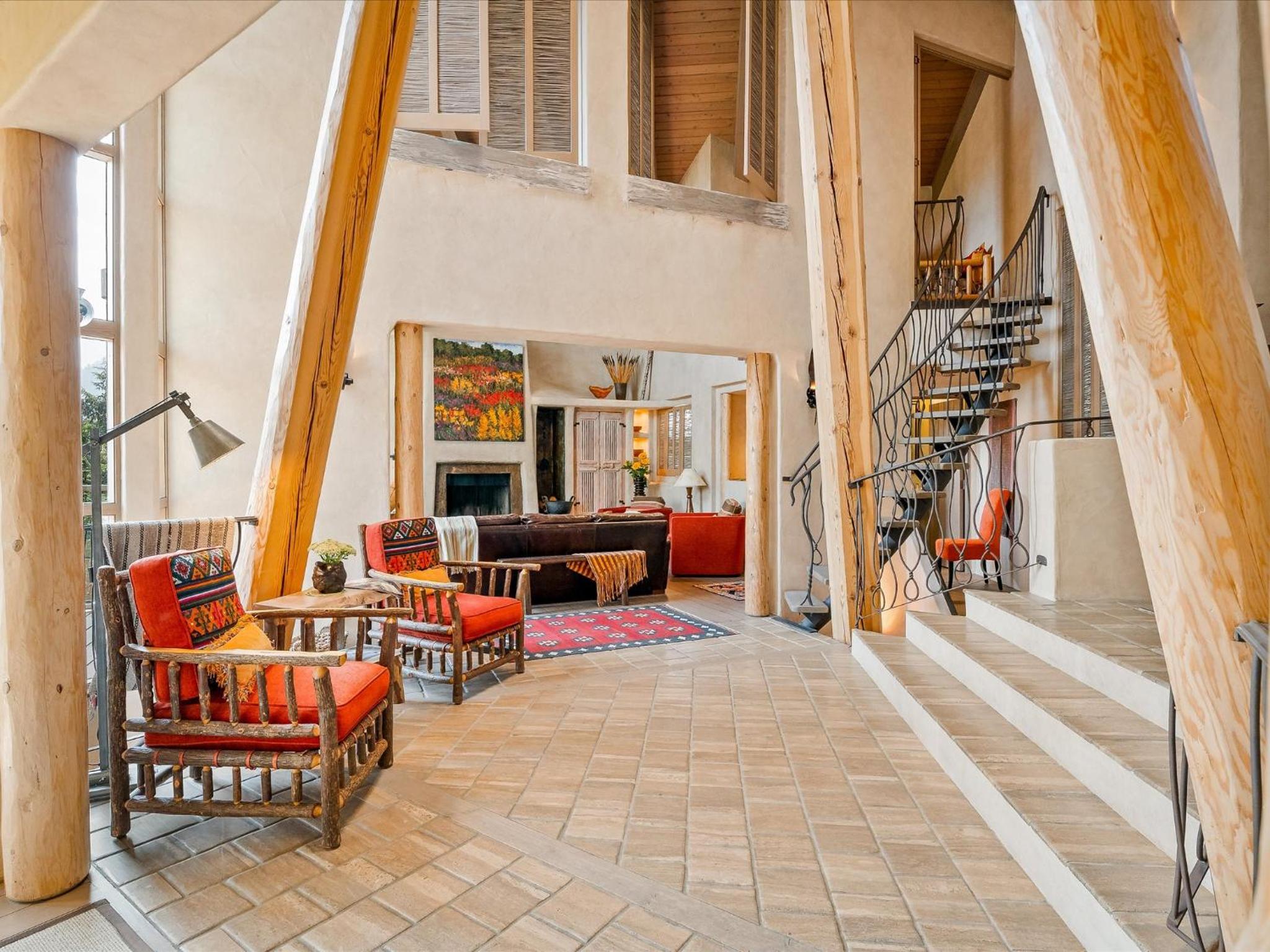 New Listing Unique Luxury 6 bedroom Chalet including 4 bedrooms and beautiful 2 bedroom suite