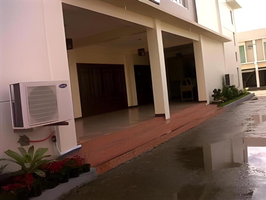 Regal Plaza Hotel