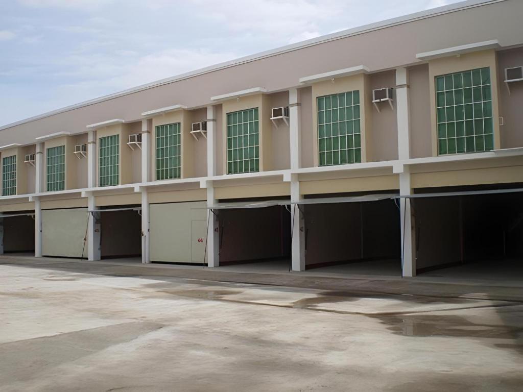 Regal Plaza Hotel