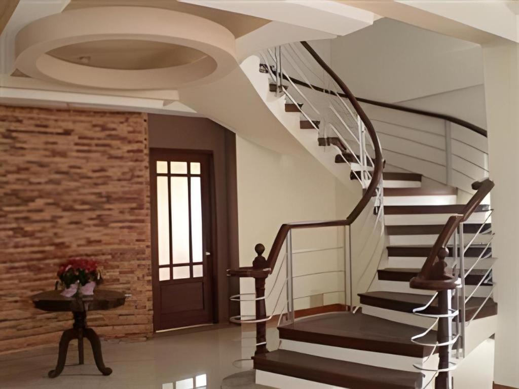 Regal Plaza Hotel