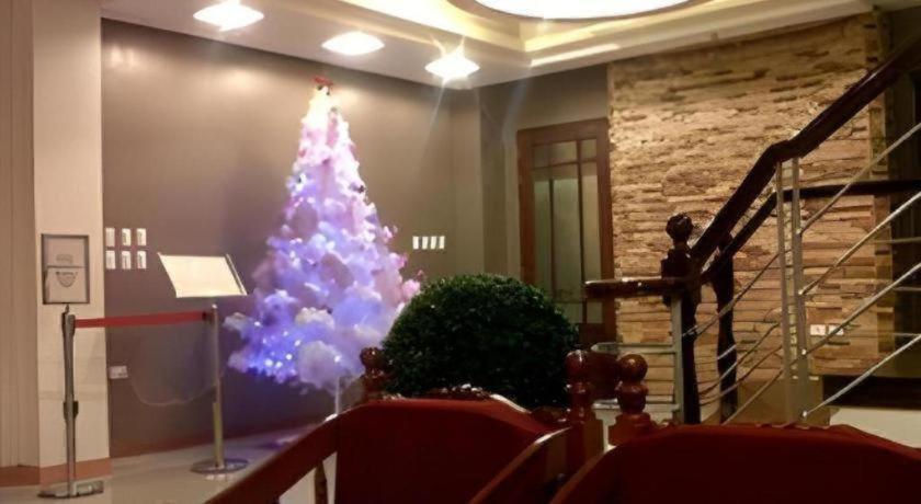 Regal Plaza Hotel