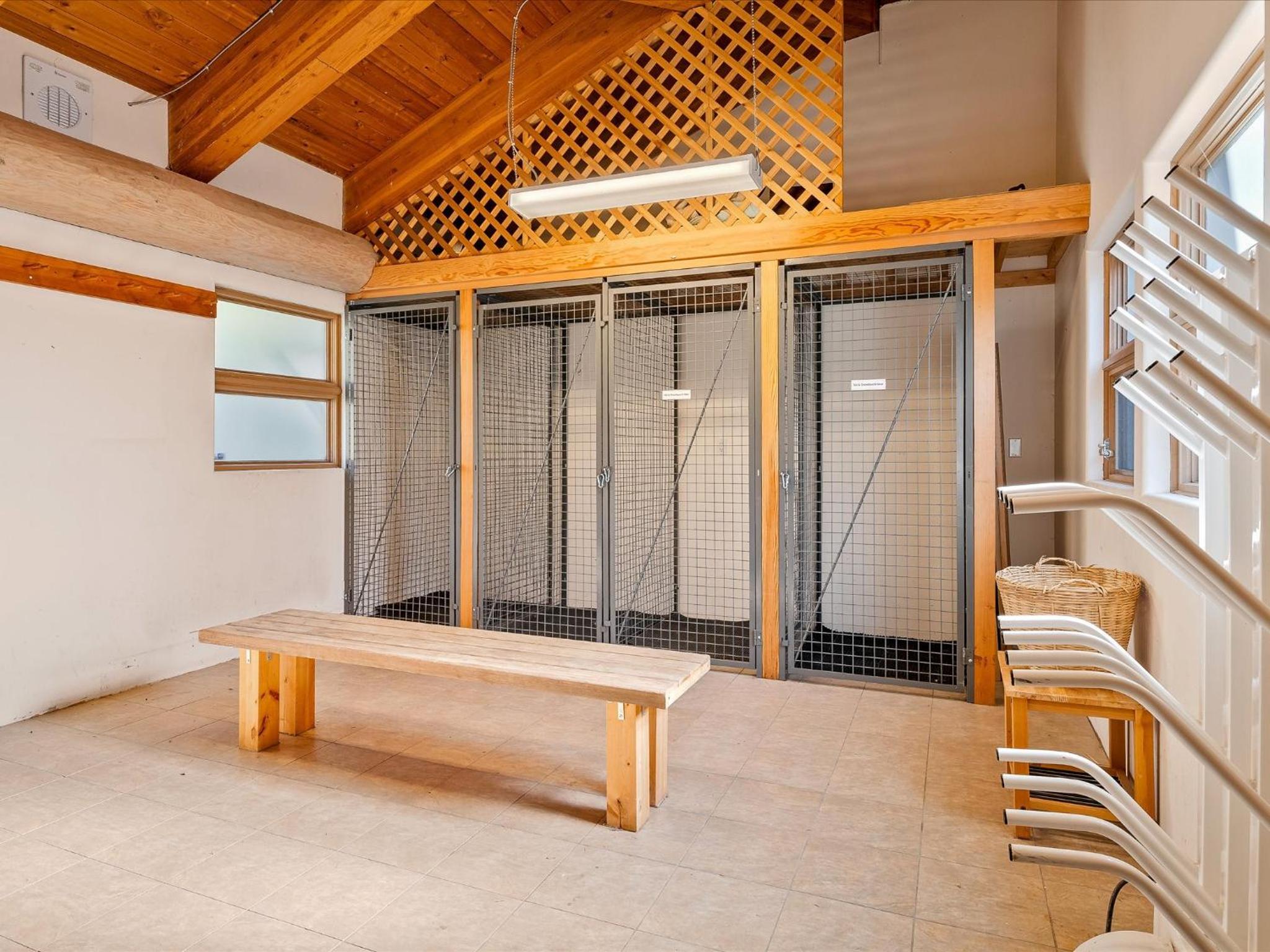 New Listing Unique Luxury 6 bedroom Chalet including 4 bedrooms and beautiful 2 bedroom suite