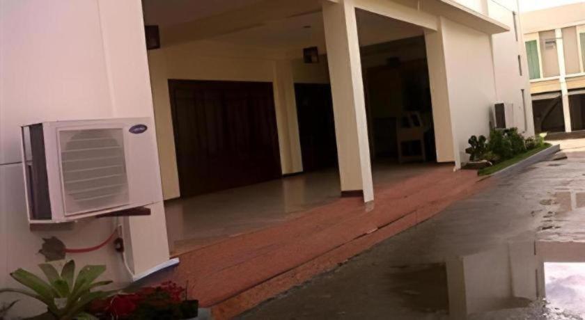 Regal Plaza Hotel