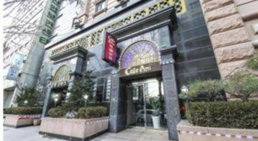 Kobos Hotel