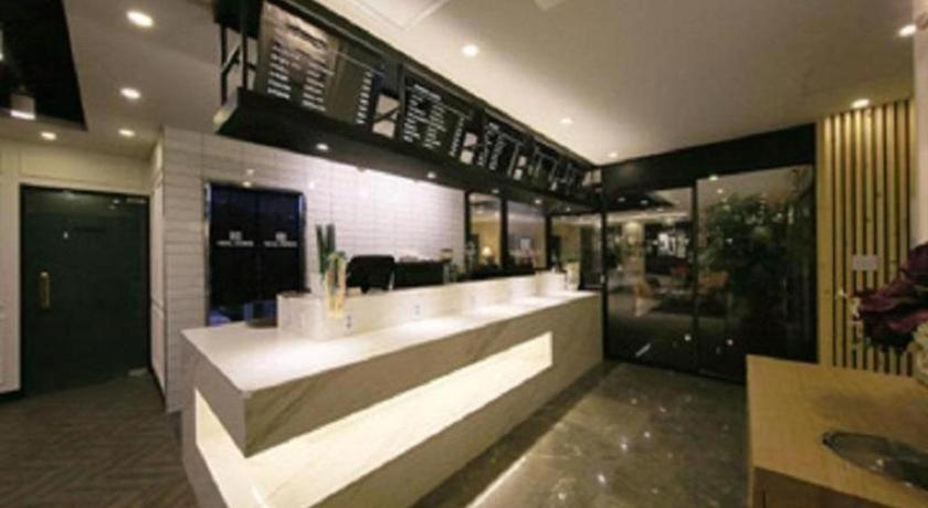 Kobos Hotel