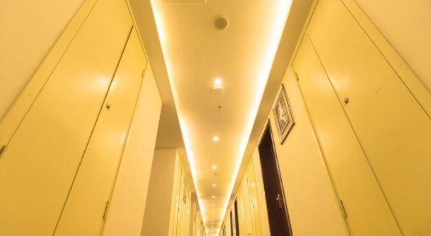 Chonpines Hotels·Tianjin South Railway Station