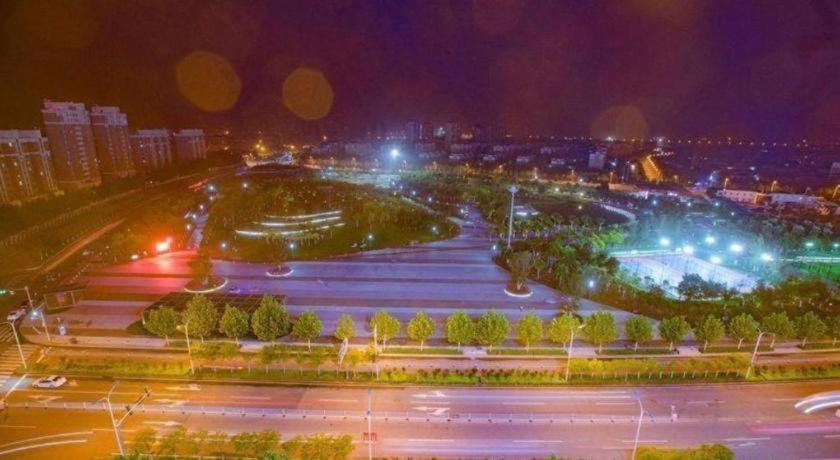 Chonpines Hotels·Tianjin South Railway Station