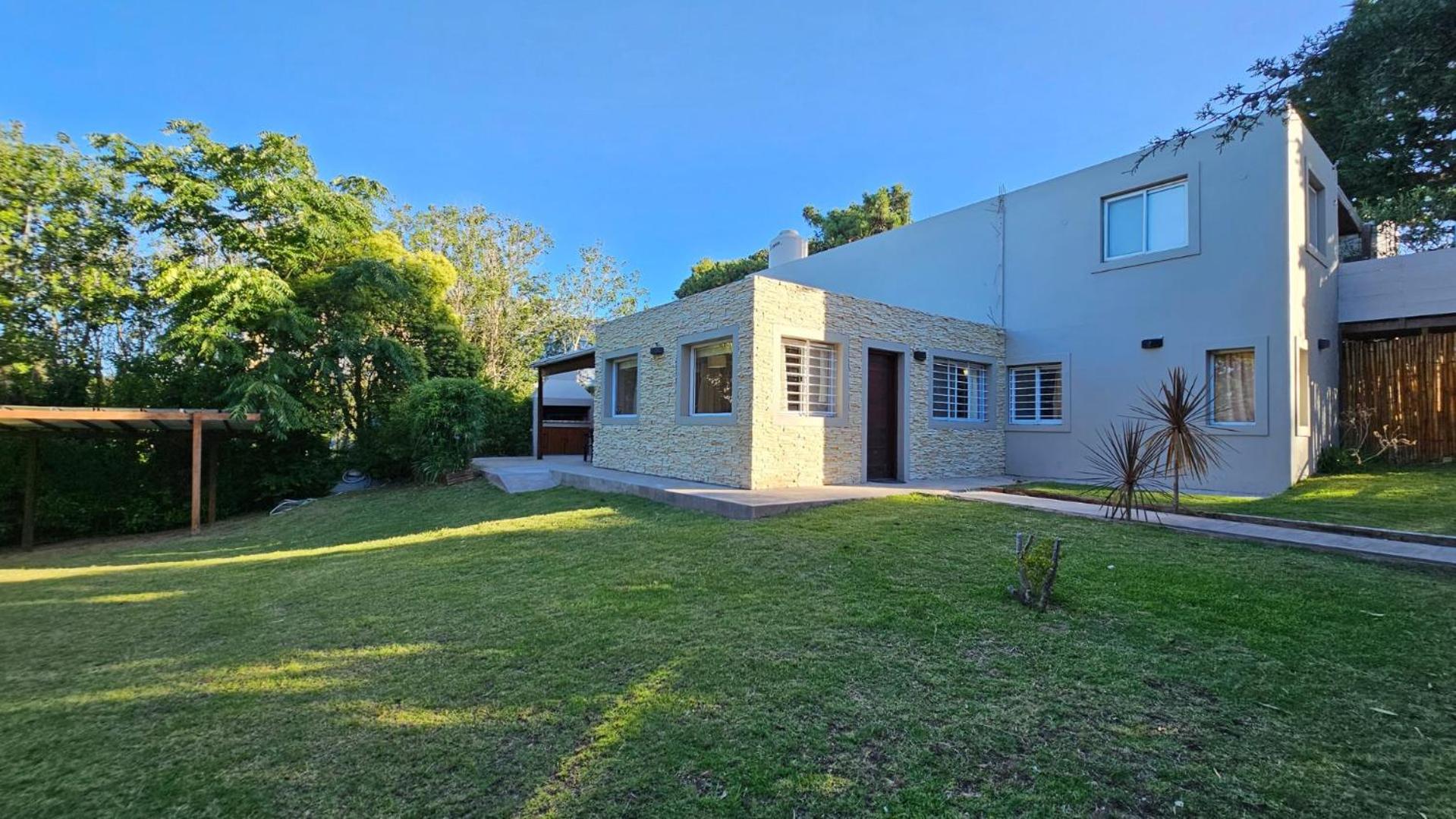 Casa Ocozol a 100 metros de la playa en Pinamar