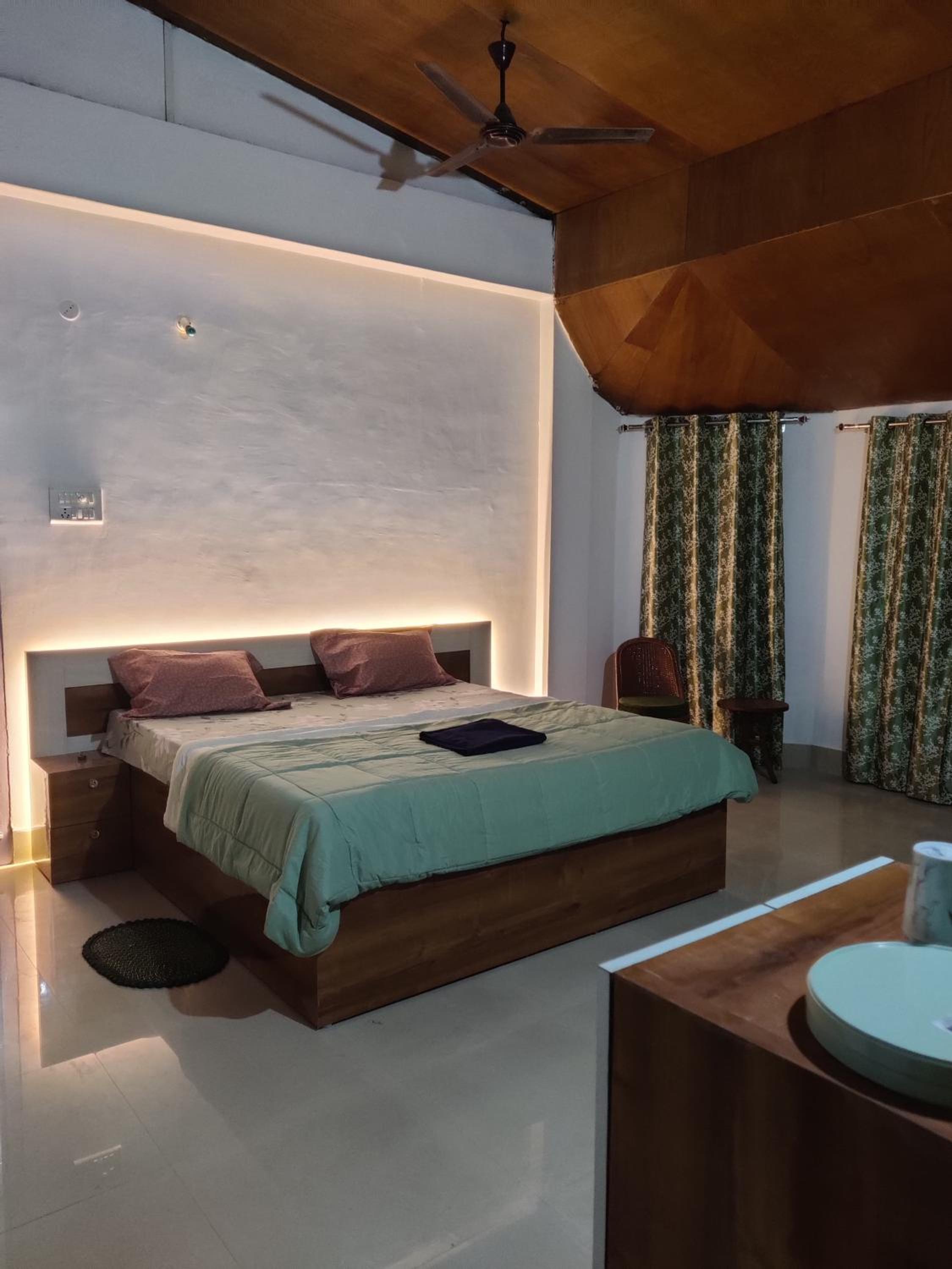 Green villah room view 4