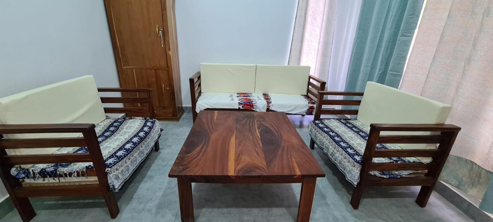 Pik Pik Zanzibar view 5