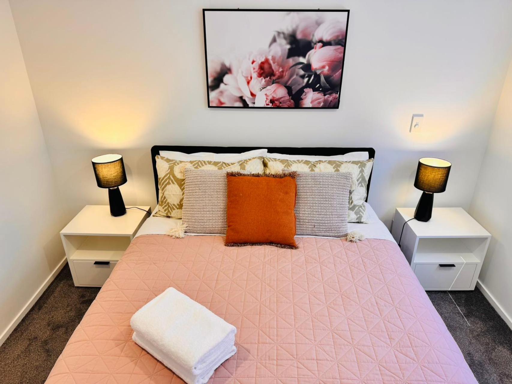 City Stadium Stay CBD Apartment B, CHC view 3