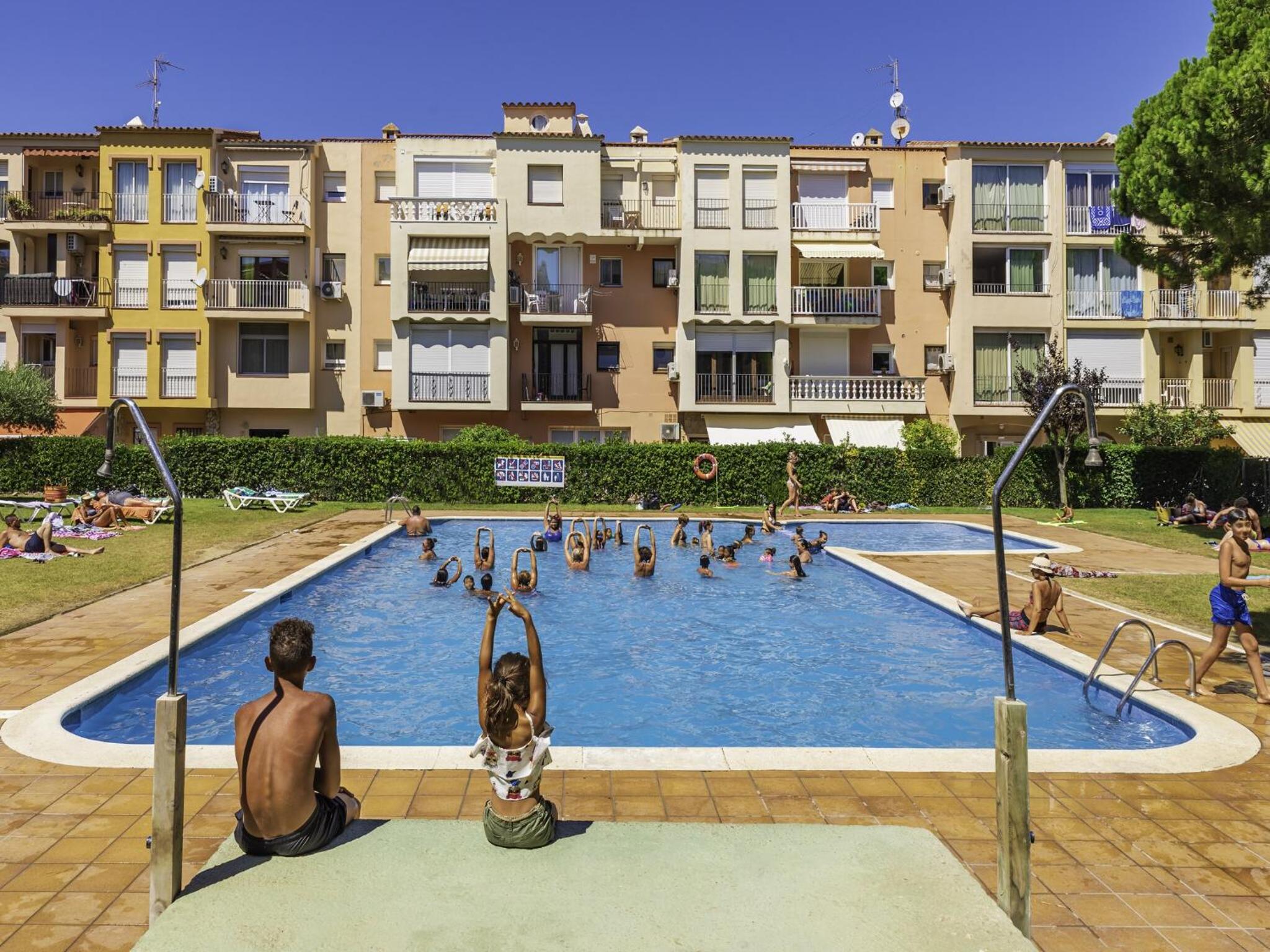 Holiday apartment with swimming pool photo 4