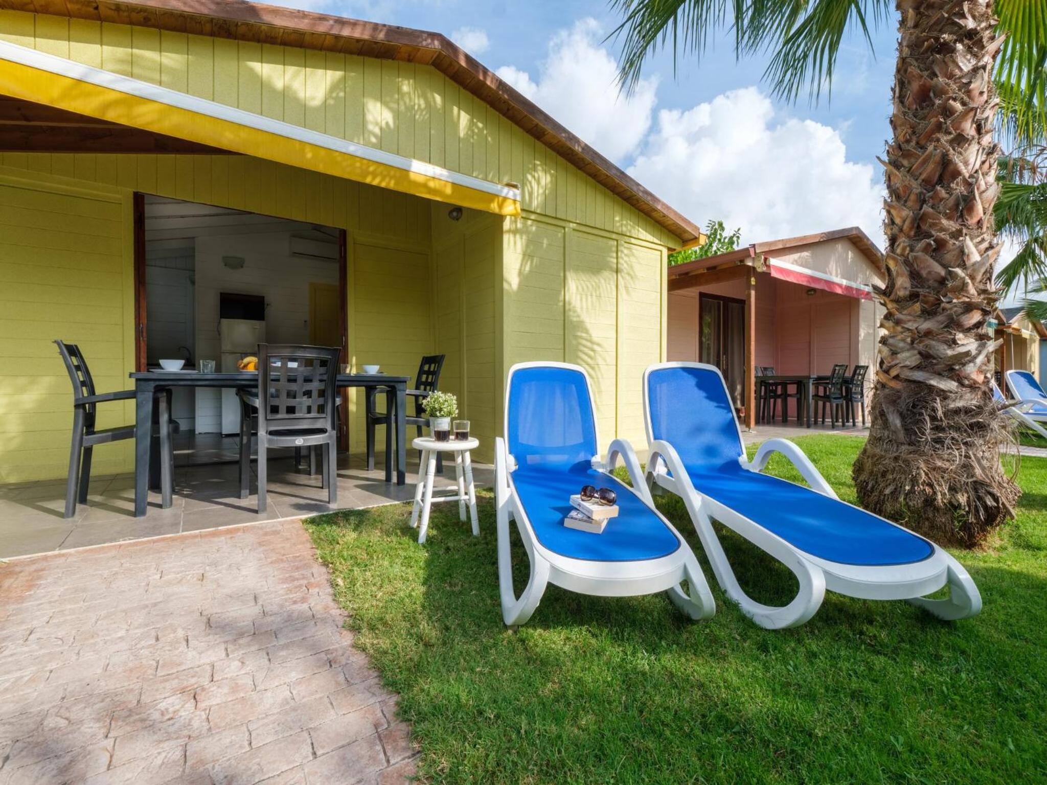 Spacious bungalow with terrace