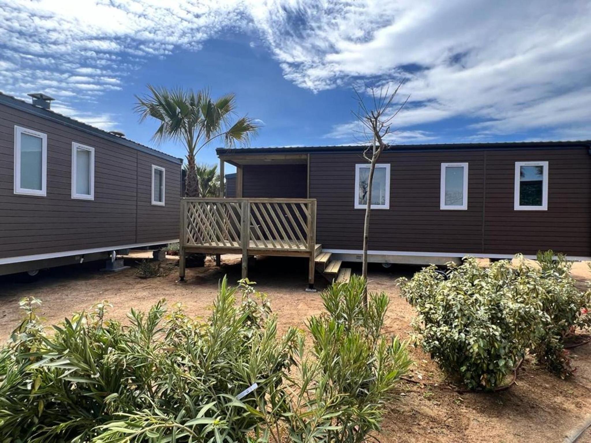 Attractive mobile home in nature