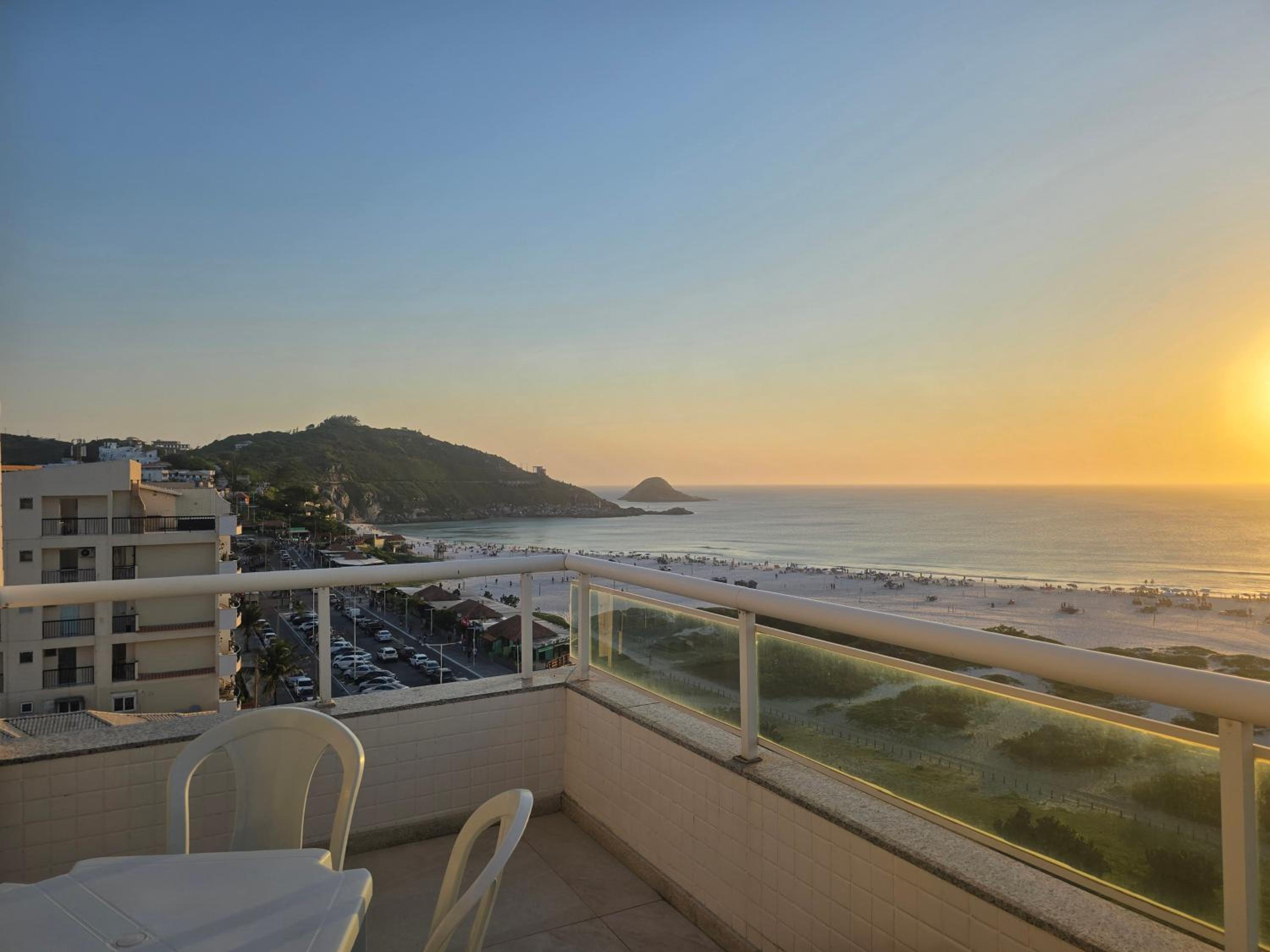 Apartamento Cobertura com vista espetacular para o mar,jacuzzi e churrasqueira, Arraial do Cabo