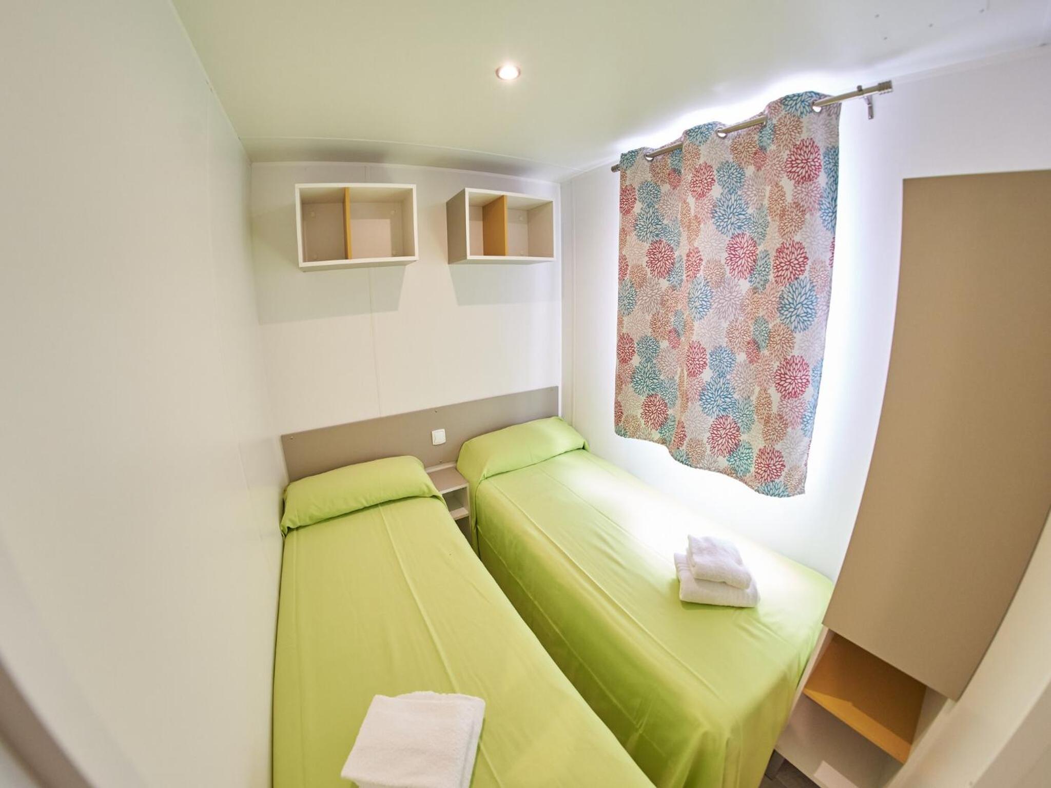 Premium mobile home with terrace