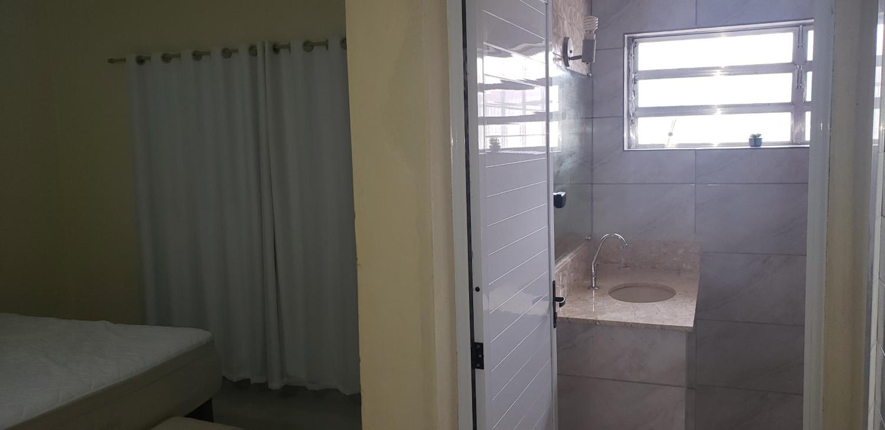 Casa com Piscina Ubatuba 120ms da praia do Sapê