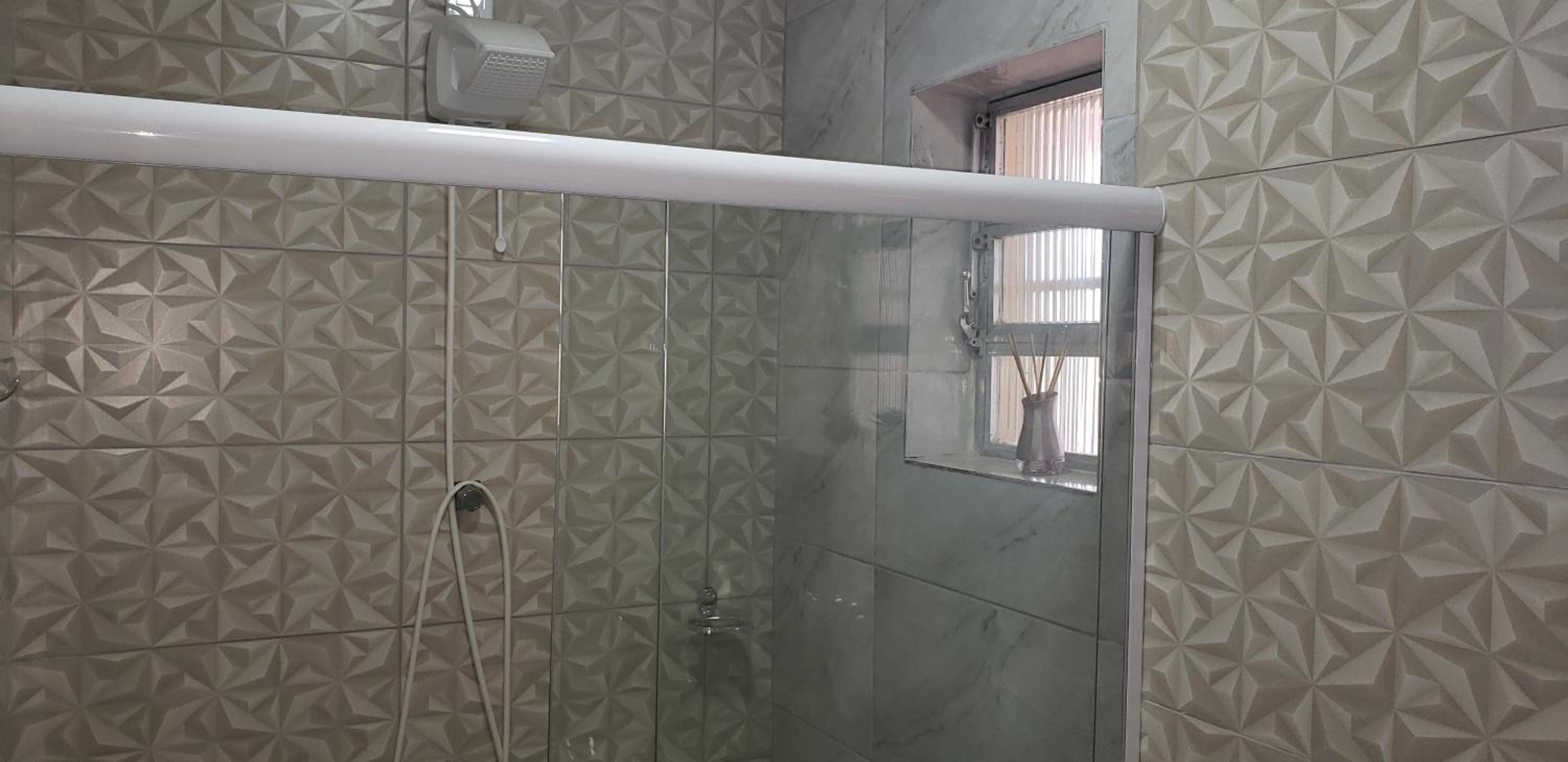 Casa com Piscina Ubatuba 120ms da praia do Sapê