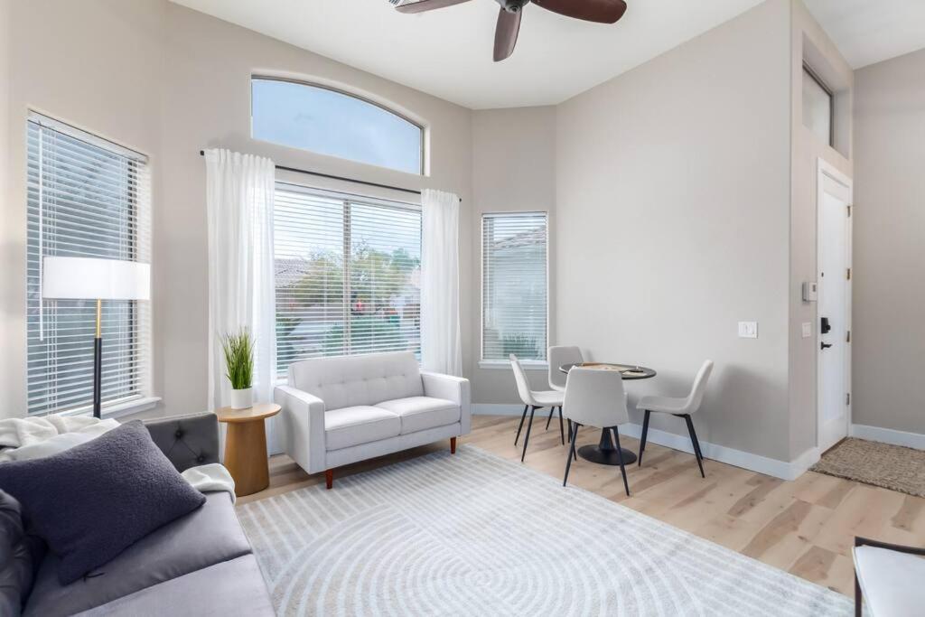 Edgemont Escape